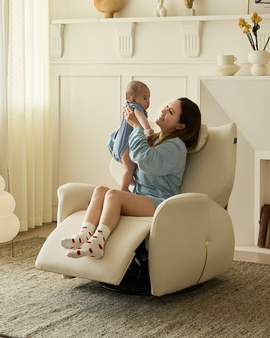 Larissa Nursing Chair