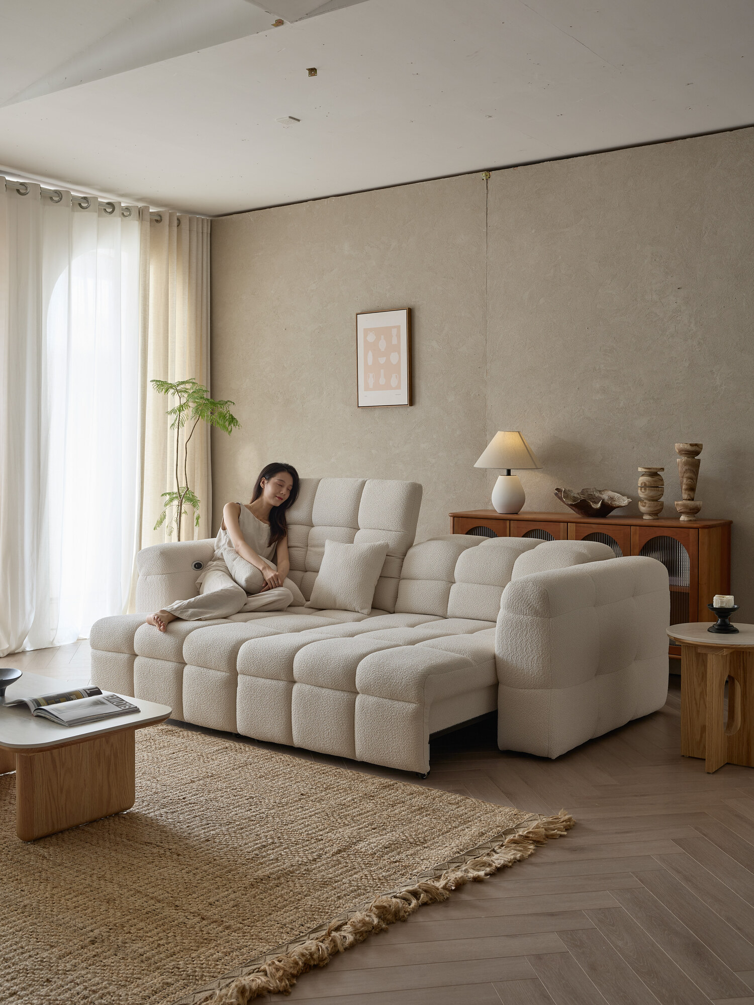 Klara Electric Extendable sofa, front view