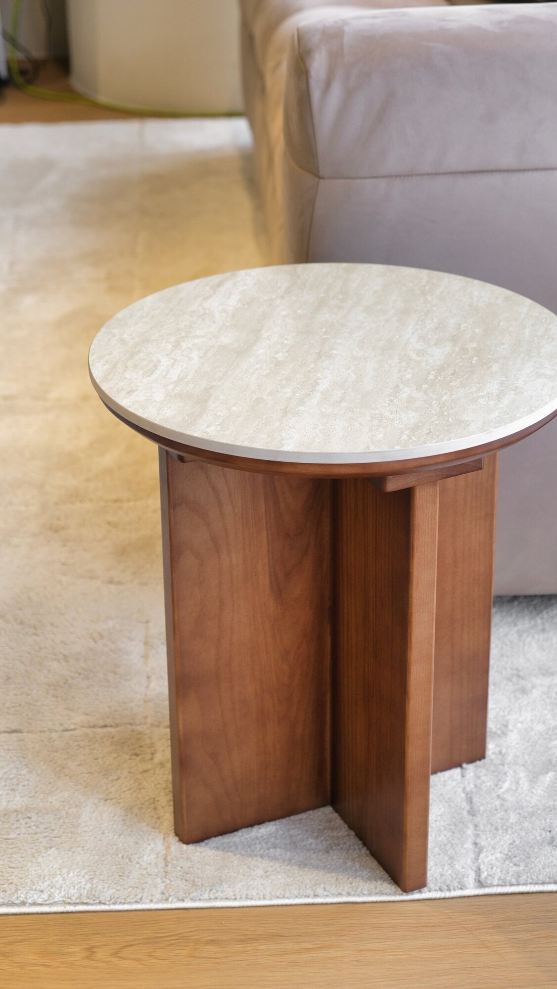 Toma Side Table